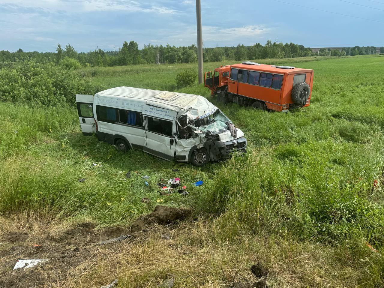 В Назаровском районе в ДТП с рейсовым автобусом пострадали 17 человек -  Красноярск — Главный на FM 102.8