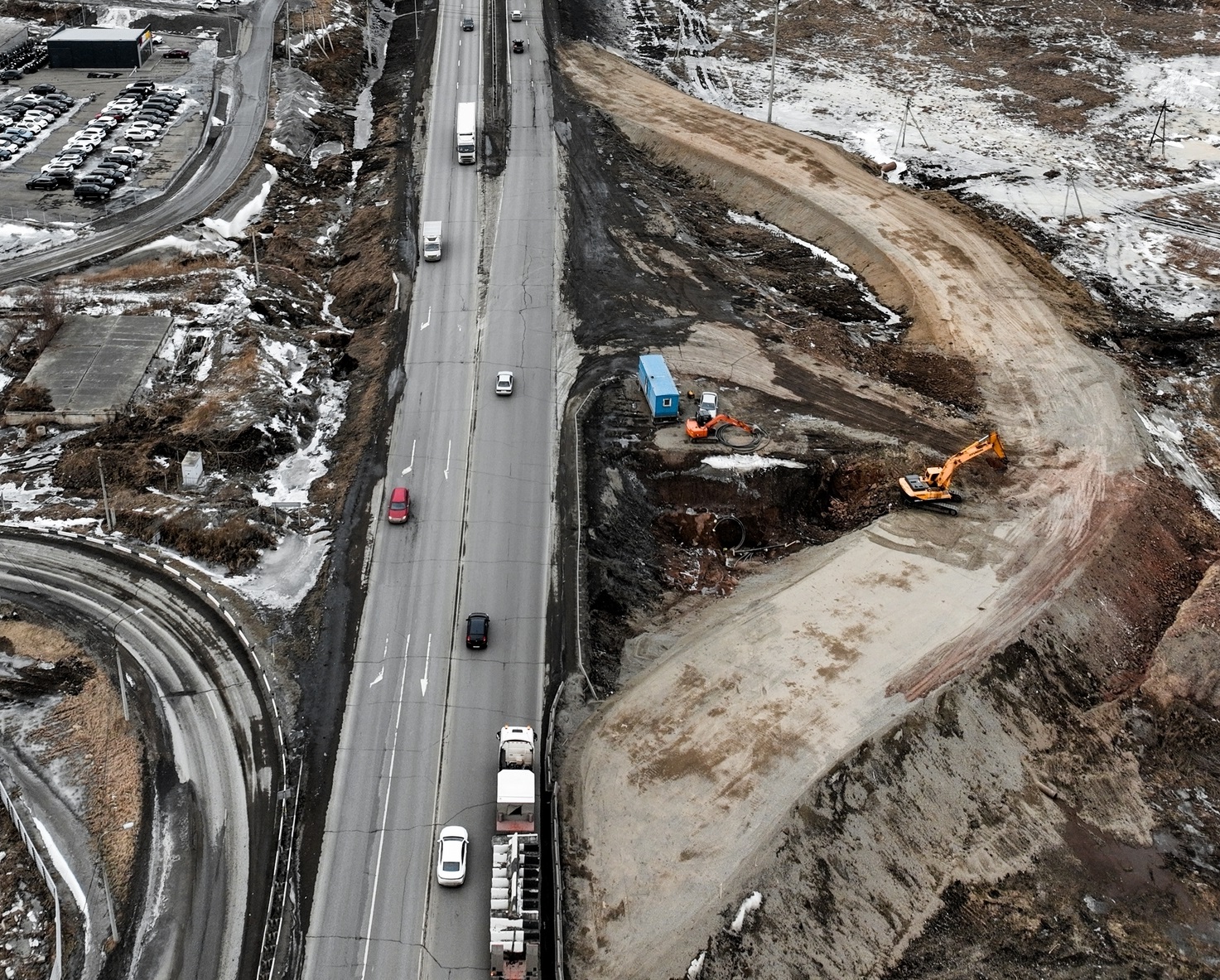 На транспортной развязке у Солонцов и путепроводе на Обходе Красноярска стартовали строительно-монтажные работы